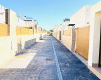Resale - Semi - Detached Villa - Los Montesinos - La Herada