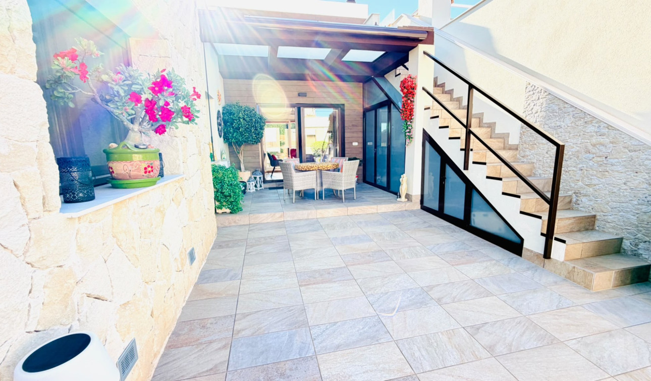 Resale - Semi - Detached Villa - Los Montesinos - La Herada