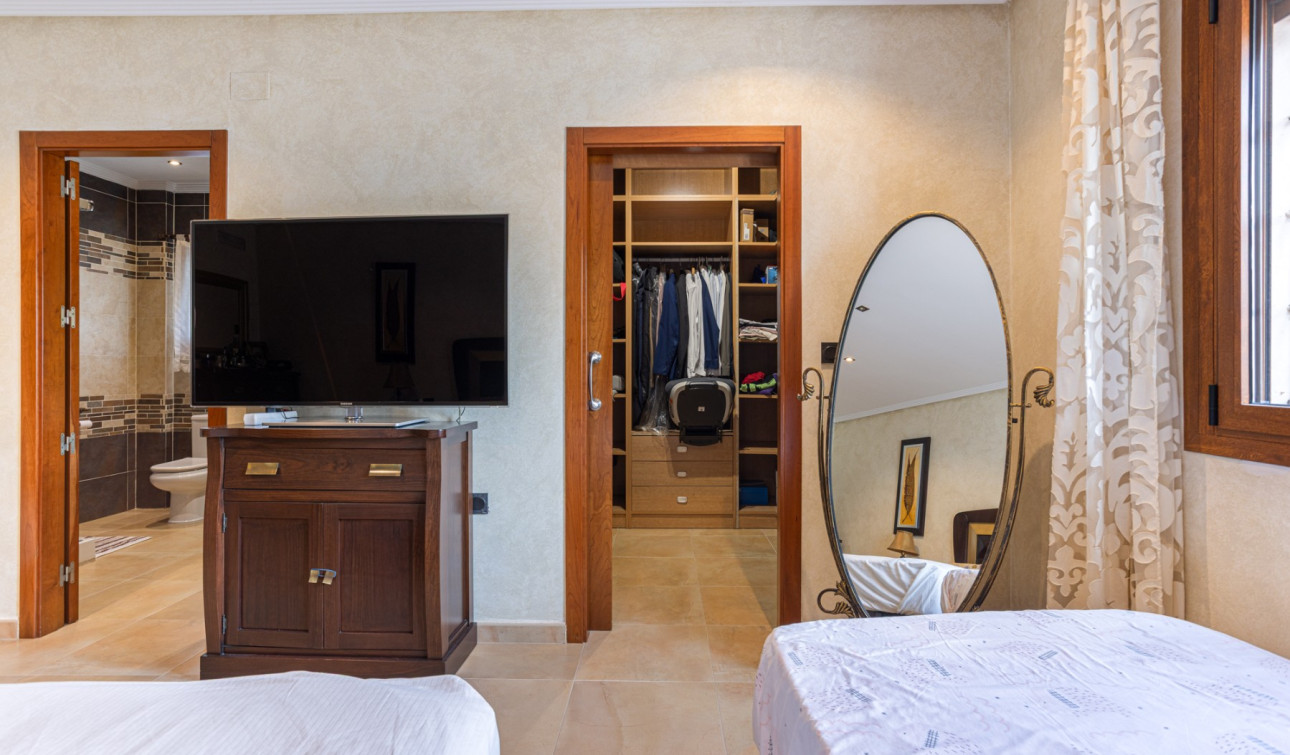 Resale - Semi - Detached Villa - Los Montesinos - La Herrada