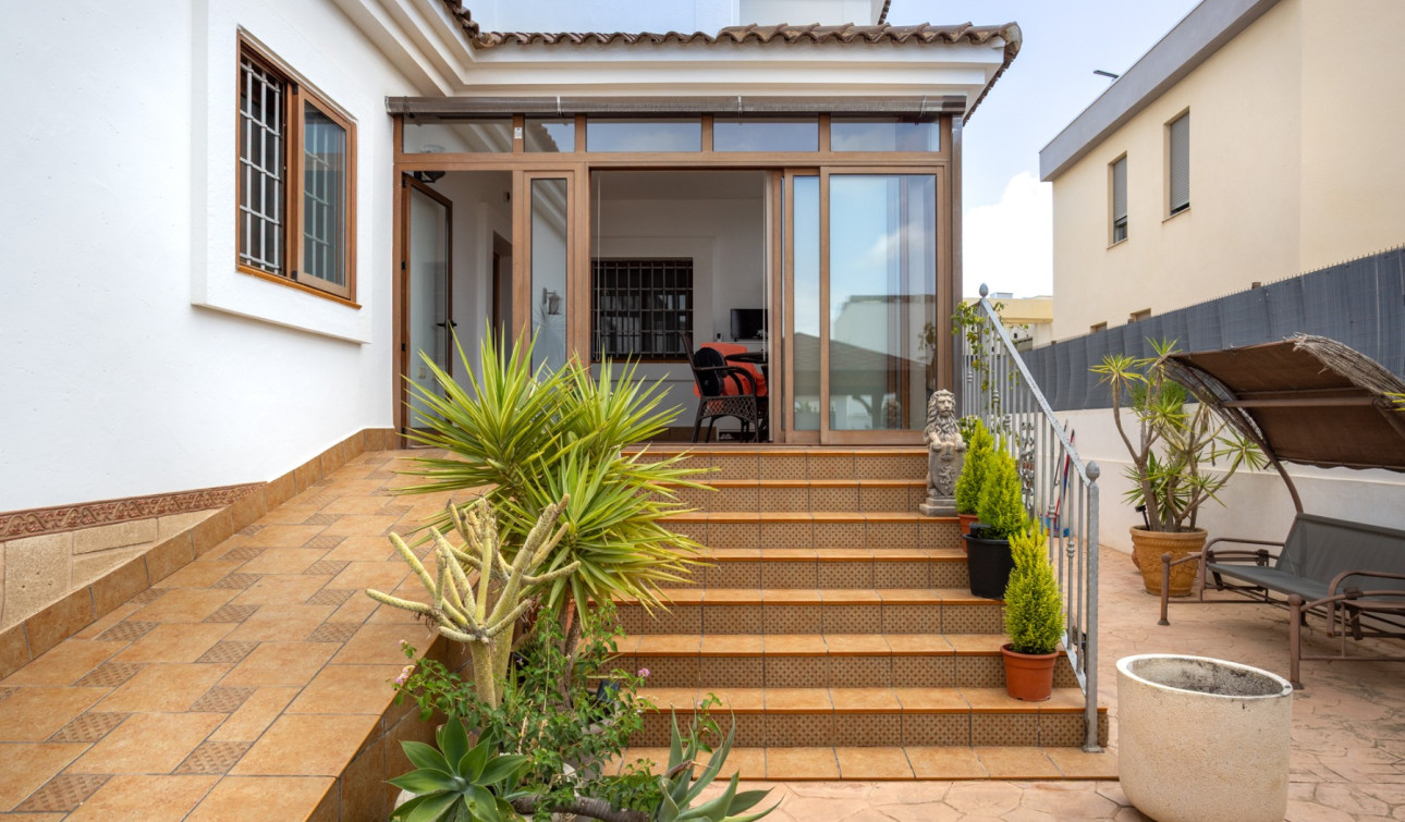 Resale - Semi - Detached Villa - Los Montesinos - La Herrada