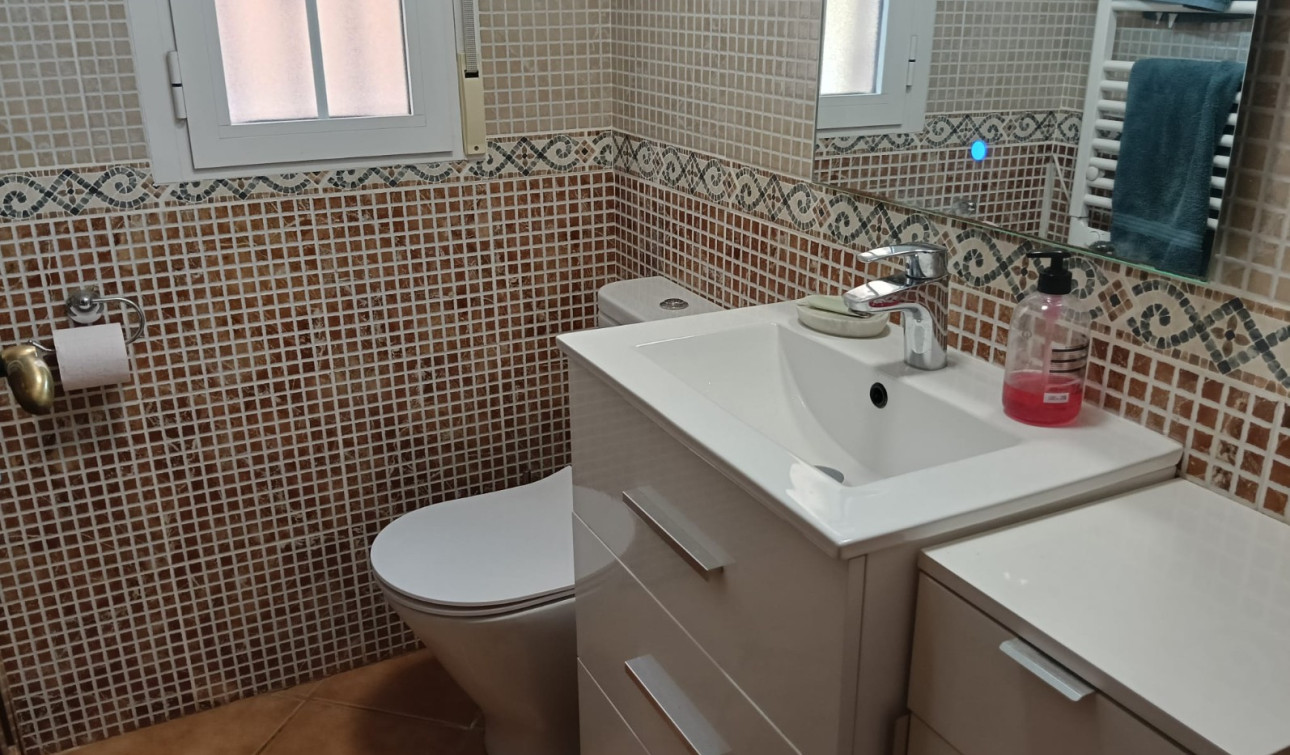 Resale - Semi - Detached Villa - Los Montesinos - La Herrada