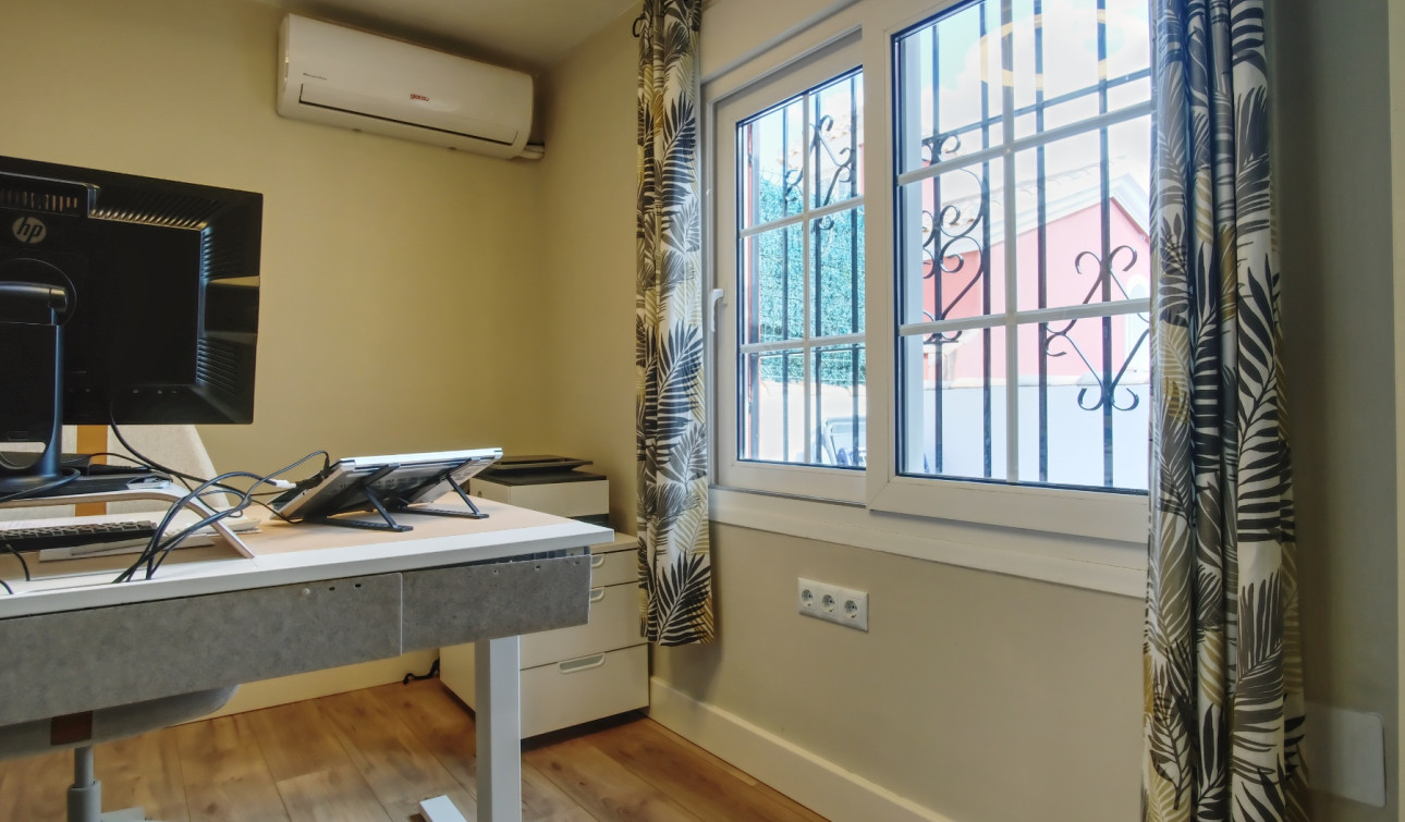 Resale - Semi - Detached Villa - Orihuela Costa - Costa Blanca South