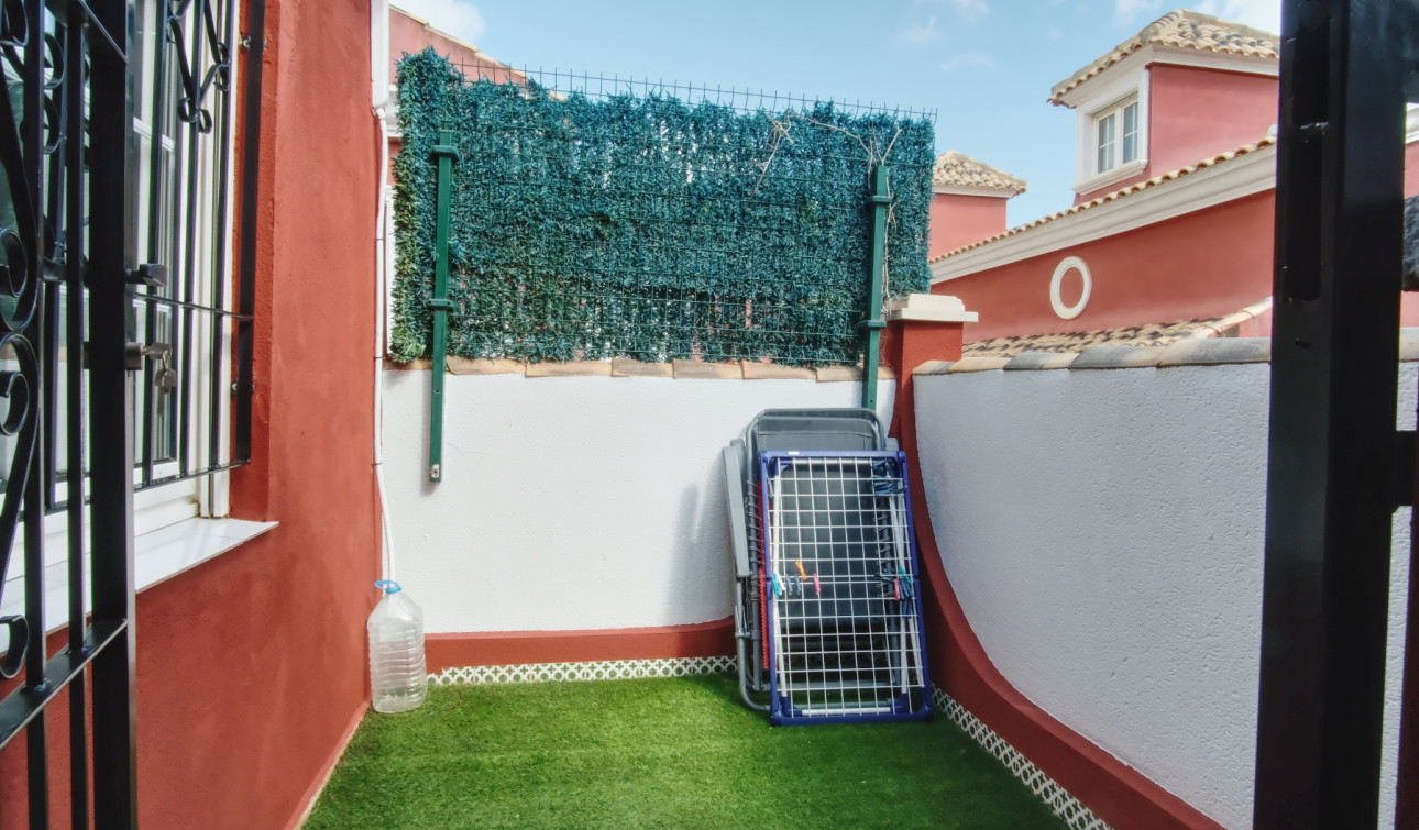 Resale - Semi - Detached Villa - Orihuela Costa - Costa Blanca South