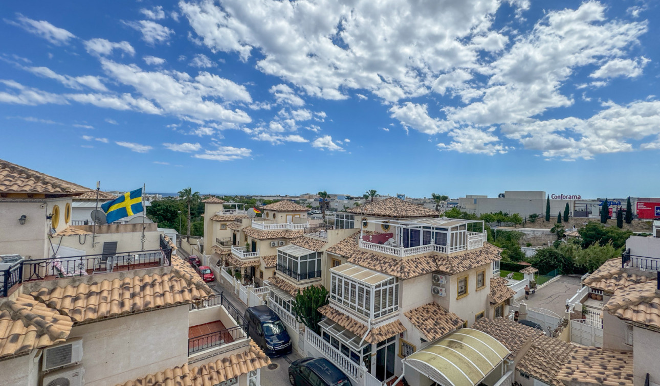 Resale - Semi - Detached Villa - Orihuela Costa - La Zenia