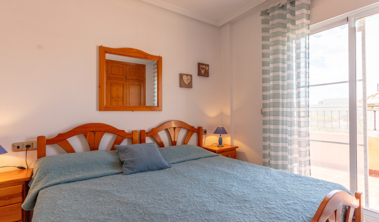 Resale - Semi - Detached Villa - Orihuela Costa - La Zenia