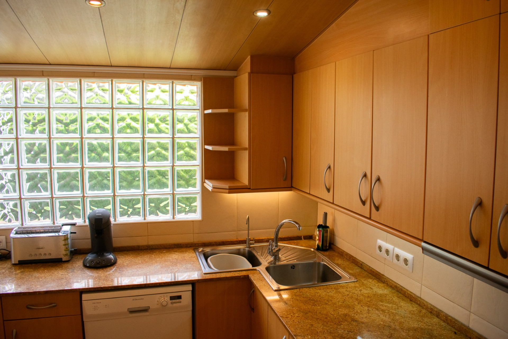 Resale - Semi - Detached Villa - Orihuela Costa - MUY CERCA DE LA PLAYA