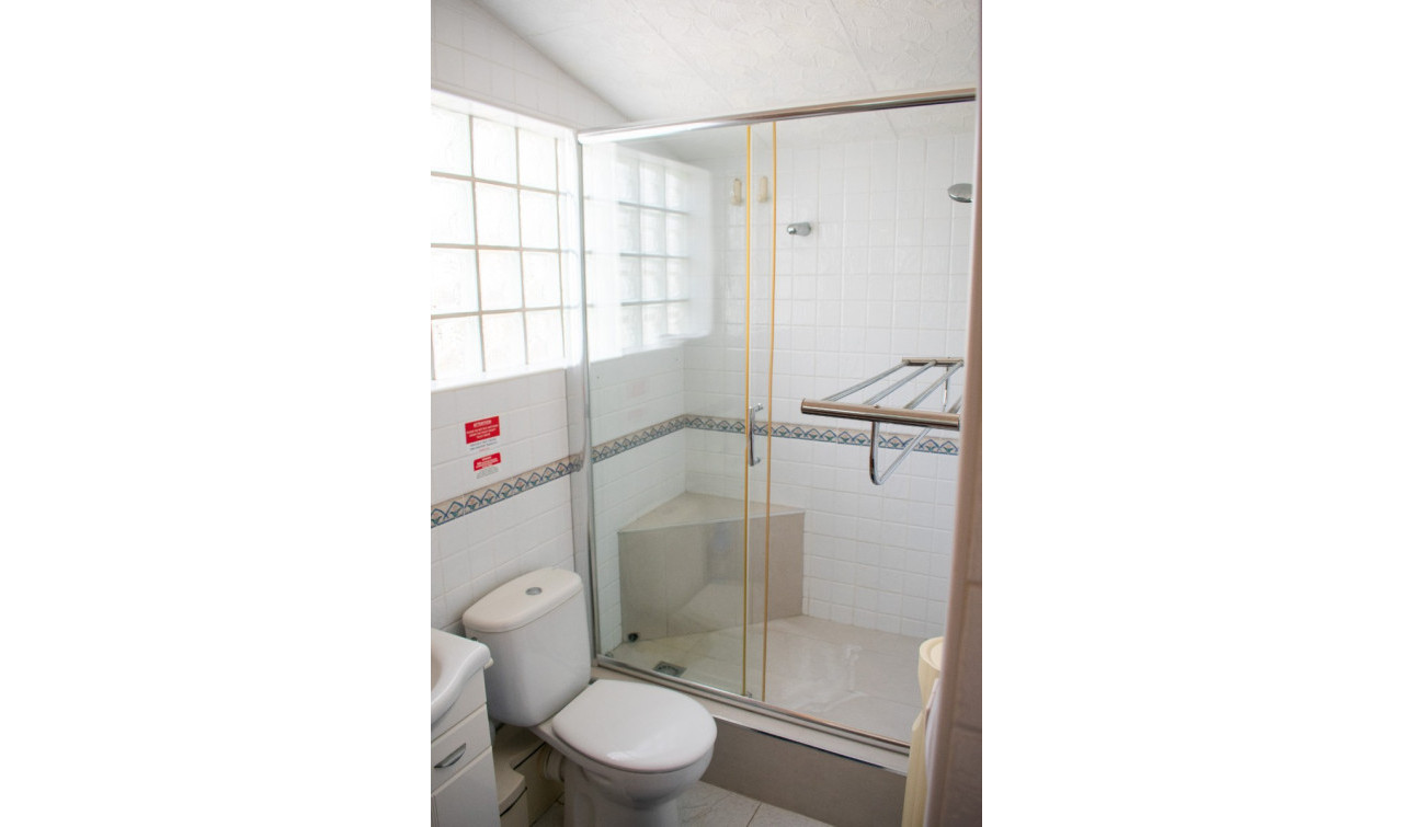 Resale - Semi - Detached Villa - Orihuela Costa - MUY CERCA DE LA PLAYA