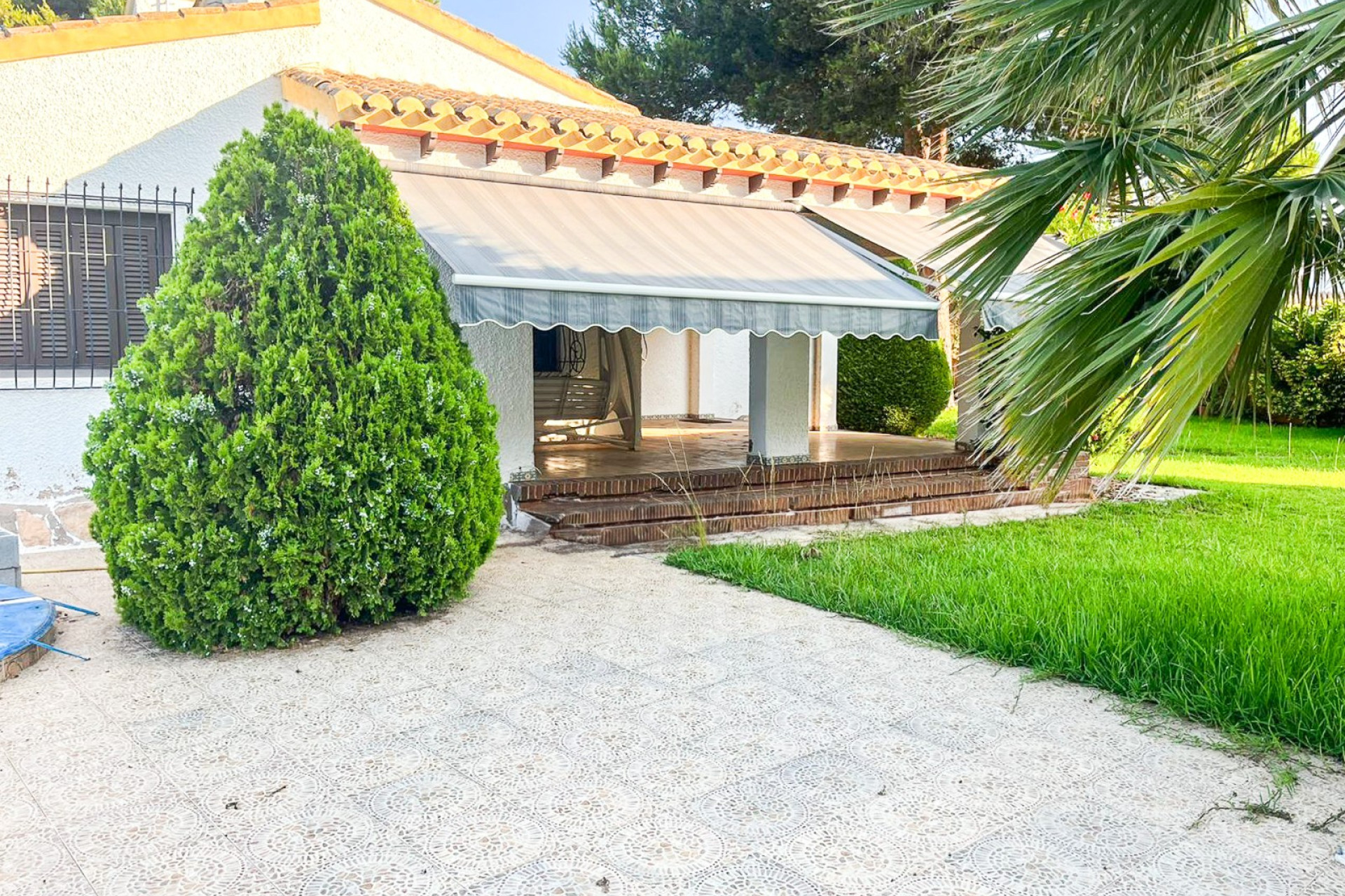 Resale - Semi - Detached Villa - Orihuela Costa - Punta Prima