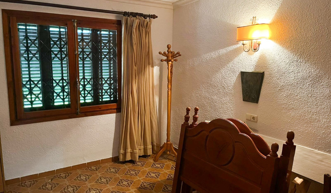 Resale - Semi - Detached Villa - Orihuela Costa - Punta Prima