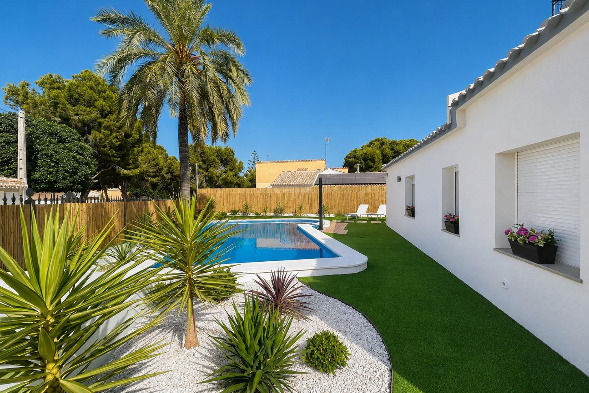 Resale - Semi - Detached Villa - Orihuela Costa - Punta Prima