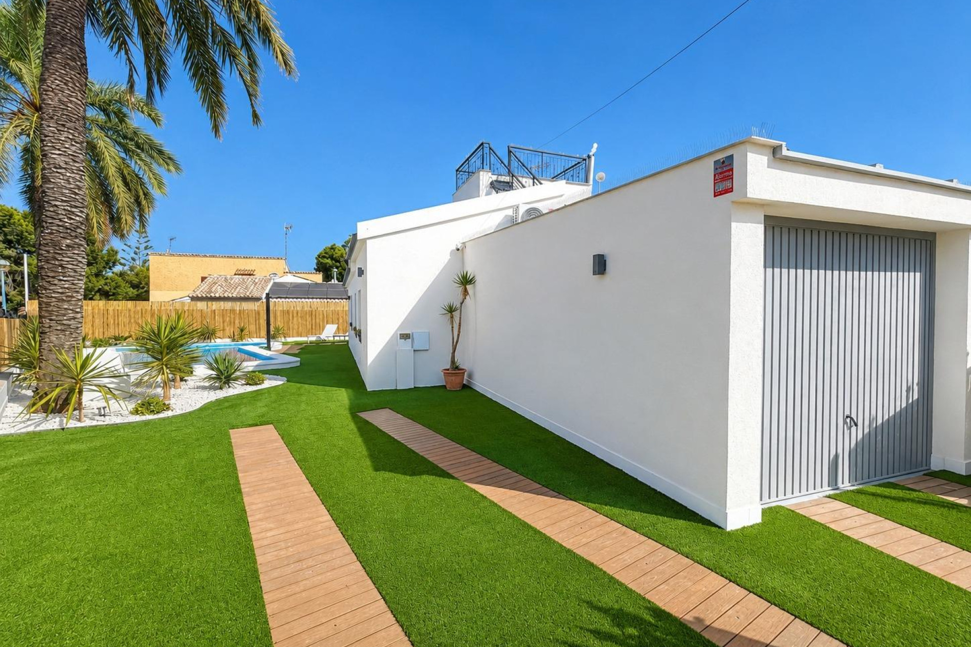 Resale - Semi - Detached Villa - Orihuela Costa - Punta Prima