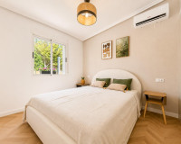 Resale - Semi - Detached Villa - Orihuela Costa - Punta Prima