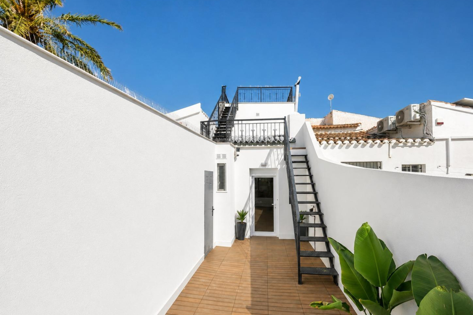 Resale - Semi - Detached Villa - Orihuela Costa - Punta Prima