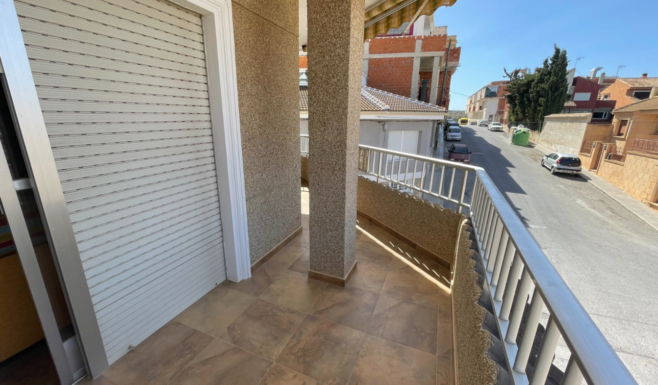 Resale - Semi - Detached Villa - San Miguel de Salinas - Pueblo