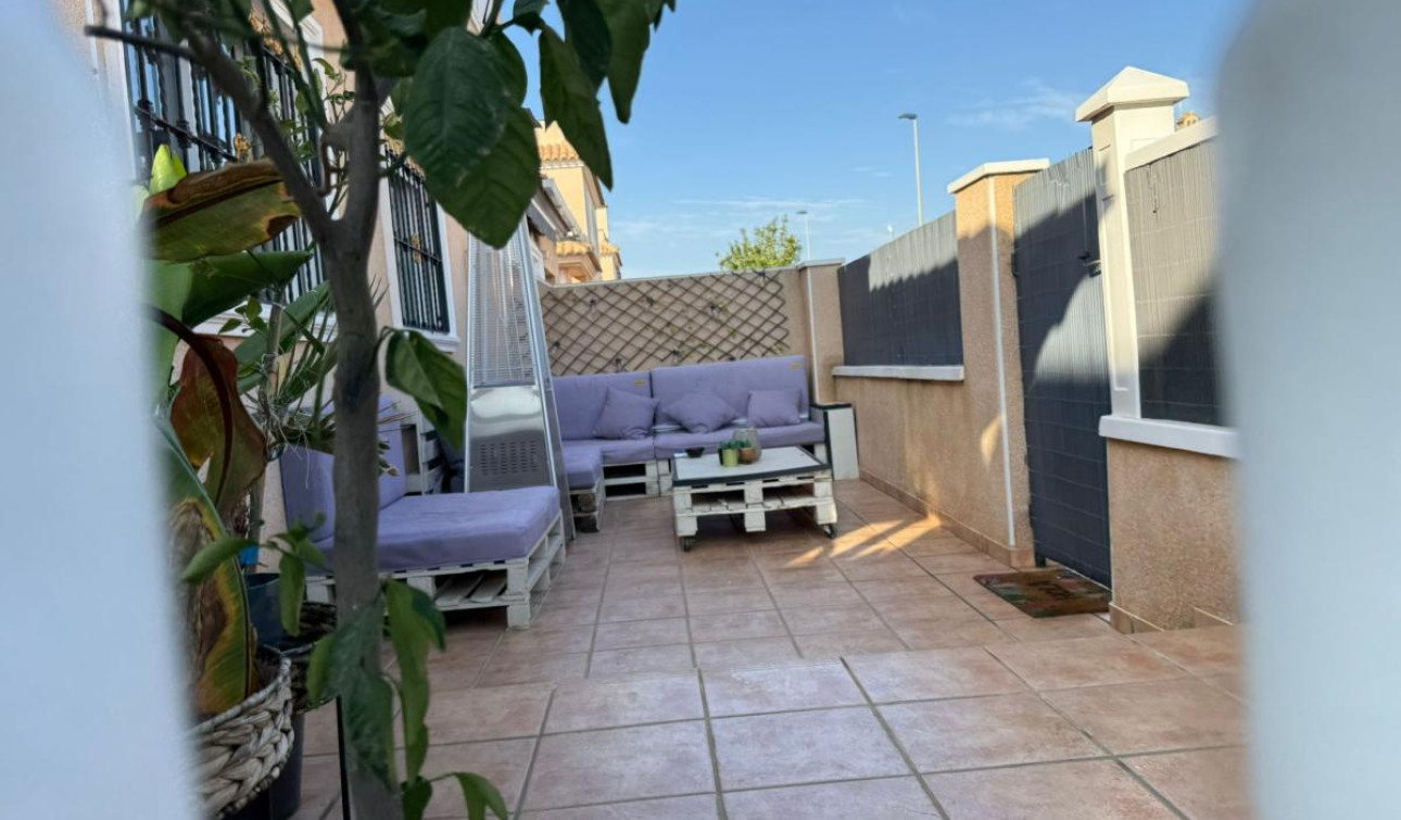 Resale - Semi - Detached Villa - Torre de la Horadada