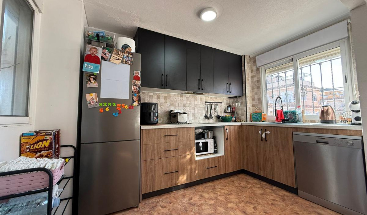 Resale - Semi - Detached Villa - Torre de la Horadada