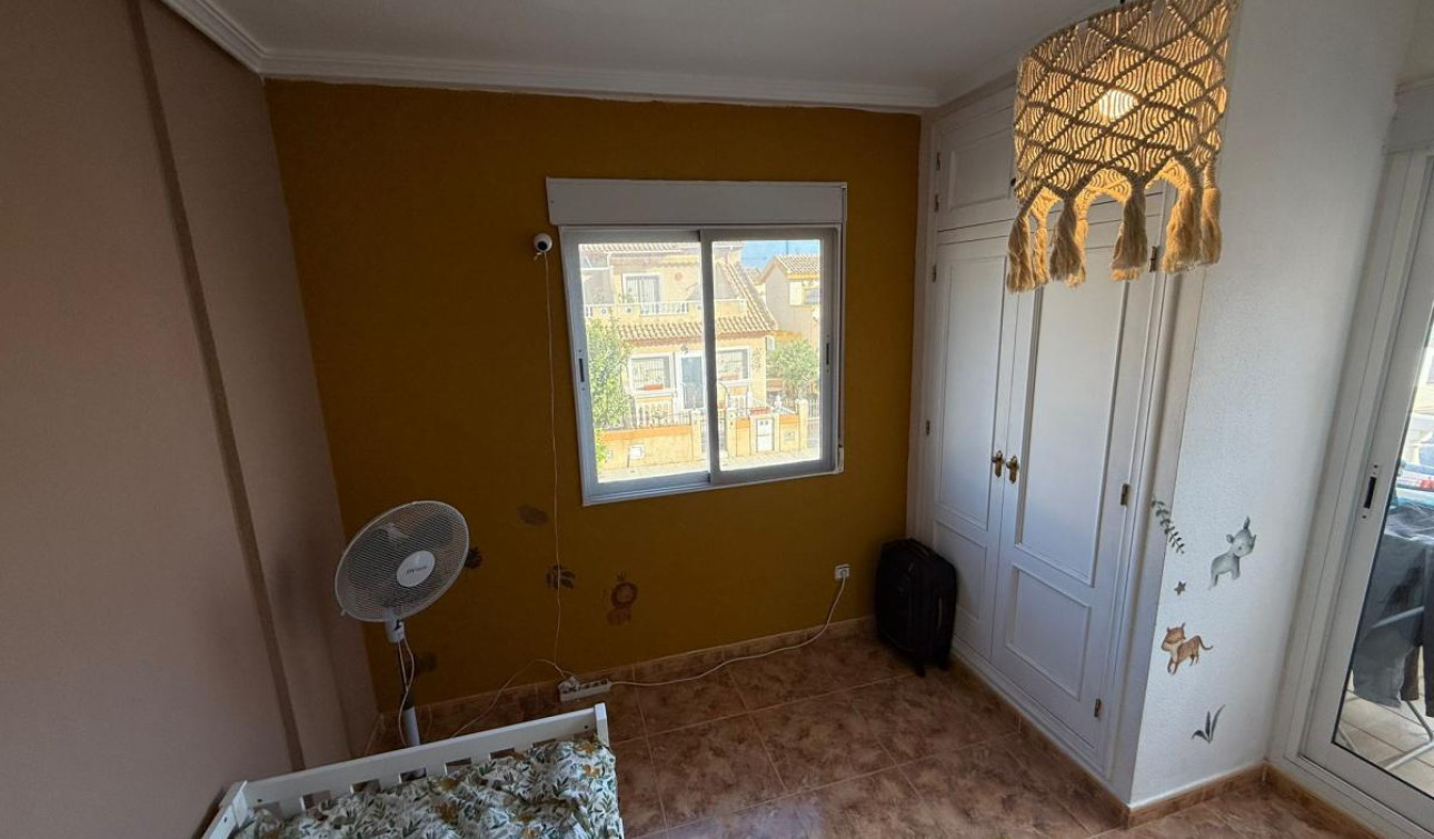 Resale - Semi - Detached Villa - Torre de la Horadada