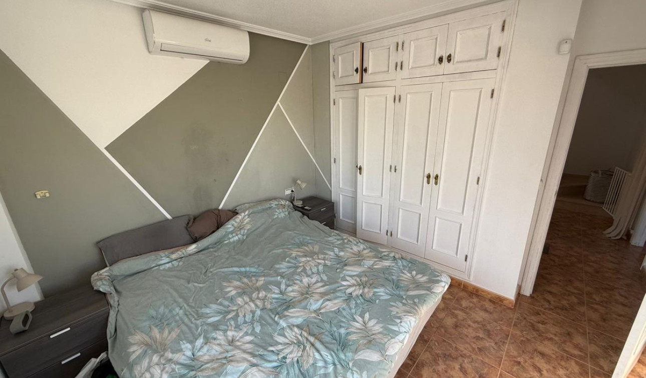 Resale - Semi - Detached Villa - Torre de la Horadada