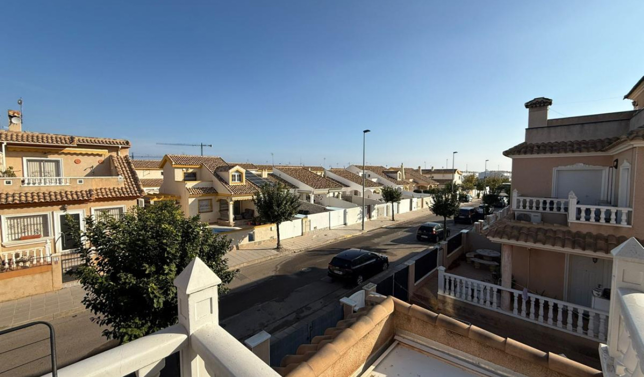 Resale - Semi - Detached Villa - Torre de la Horadada