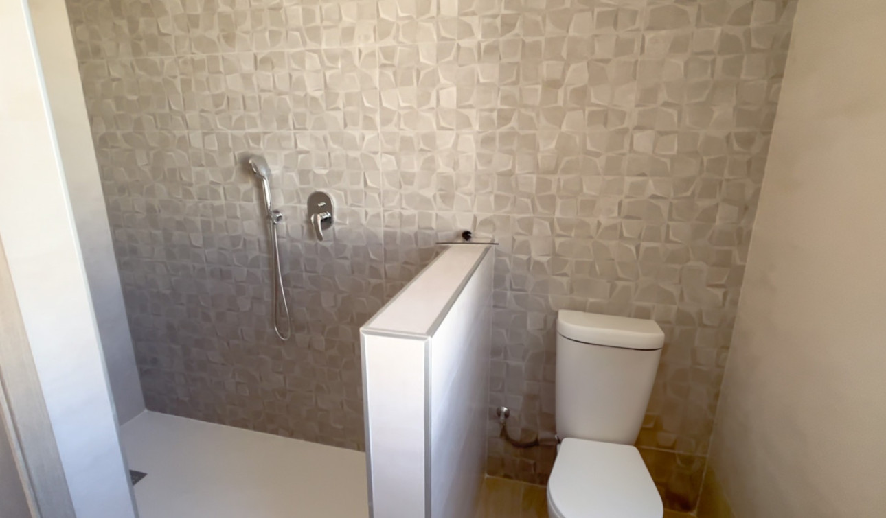 Resale - Semi - Detached Villa - Torrevieja - La Siesta - El Salado - Torreta