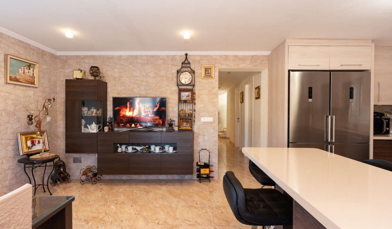 Resale - Semi - Detached Villa - Torrevieja - Los Balcones