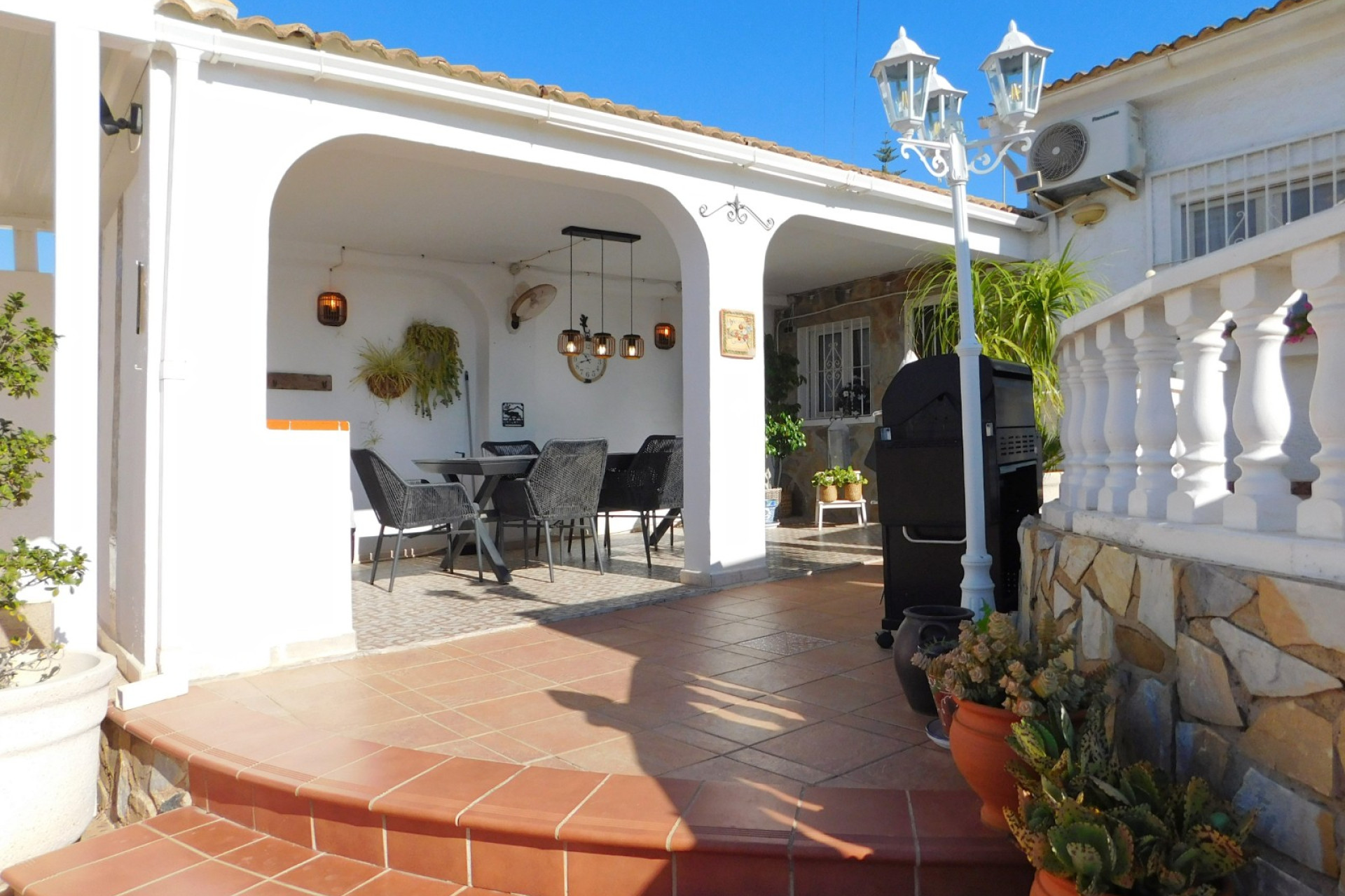 Resale - Semi - Detached Villa - Torrevieja - San Luis