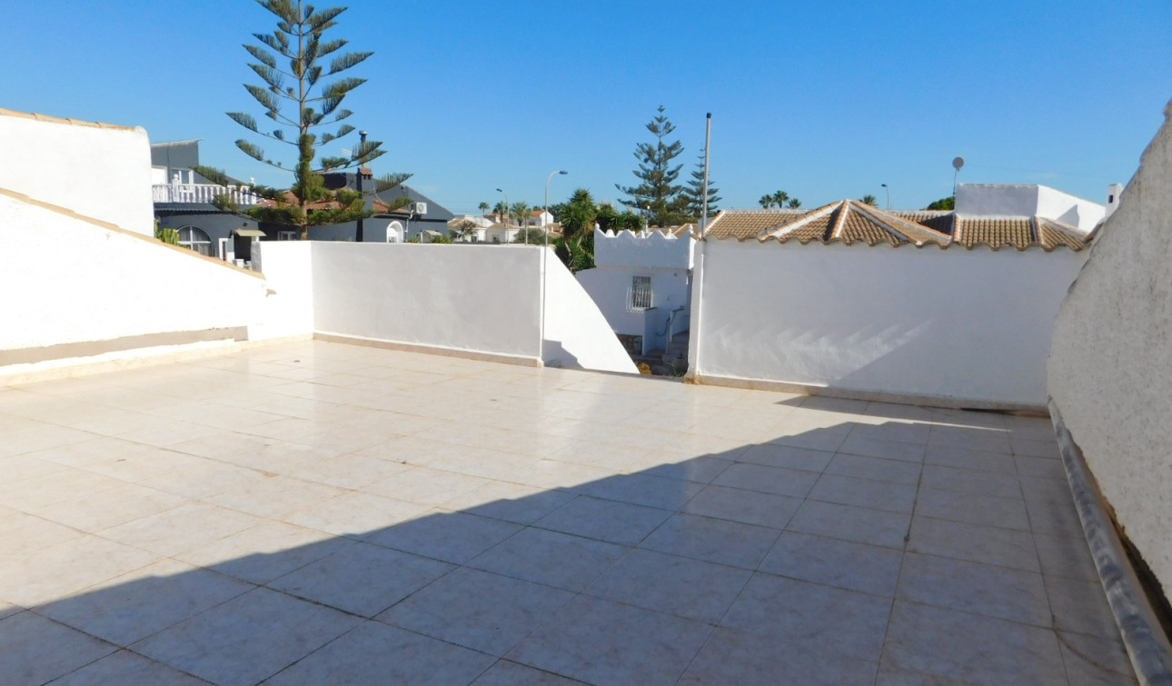 Resale - Semi - Detached Villa - Torrevieja - San Luis