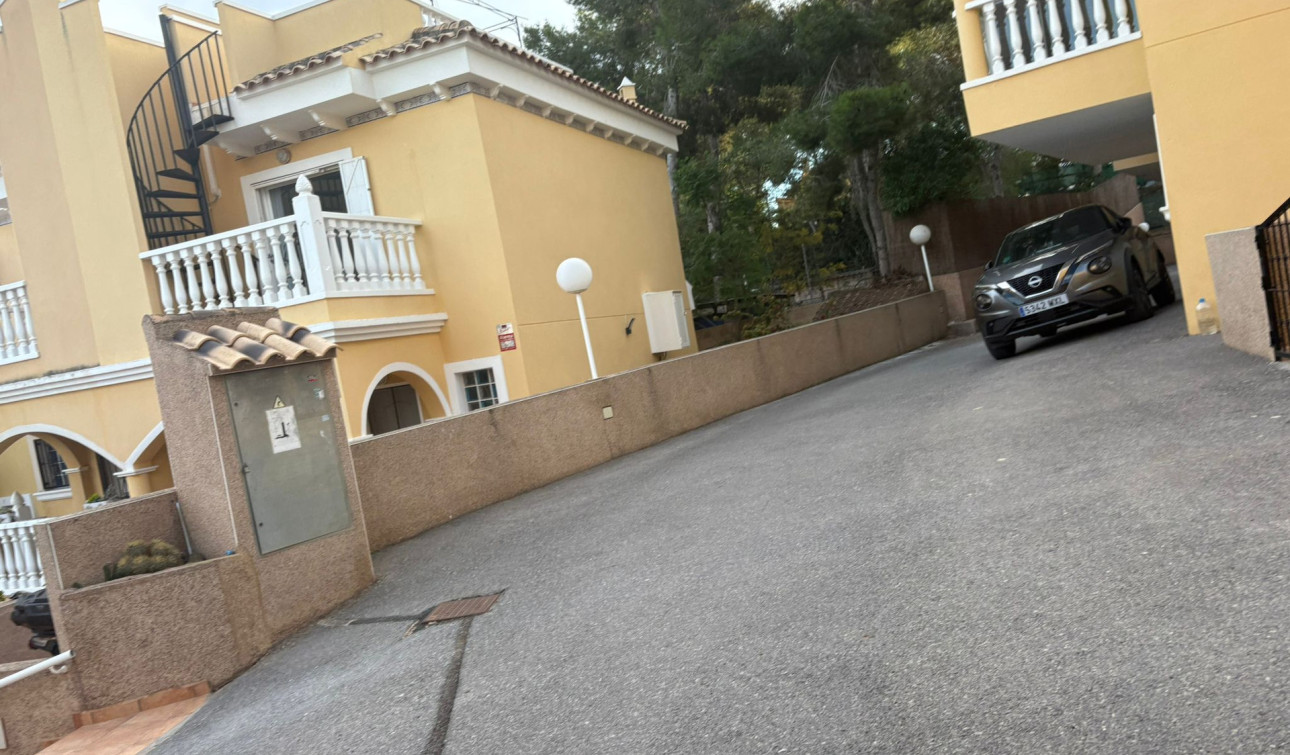 Resale - Town House - Algorfa