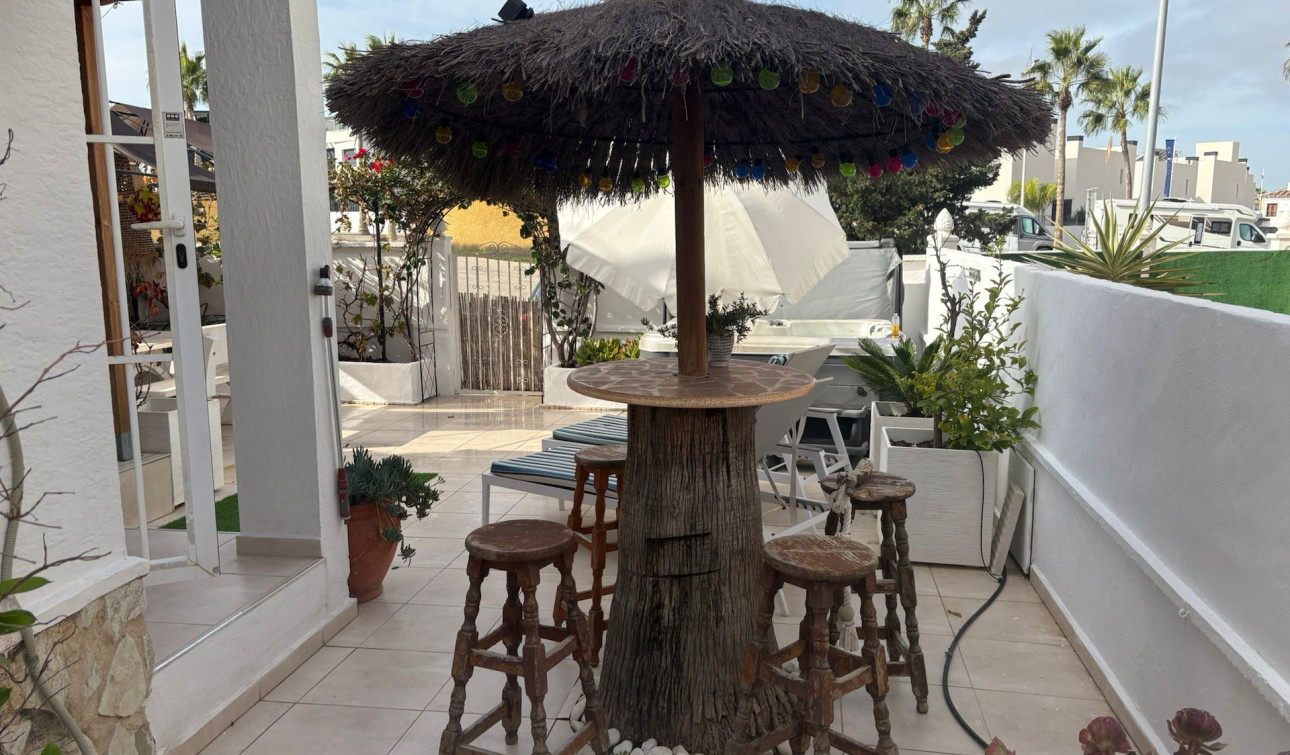 Resale - Town House - Algorfa