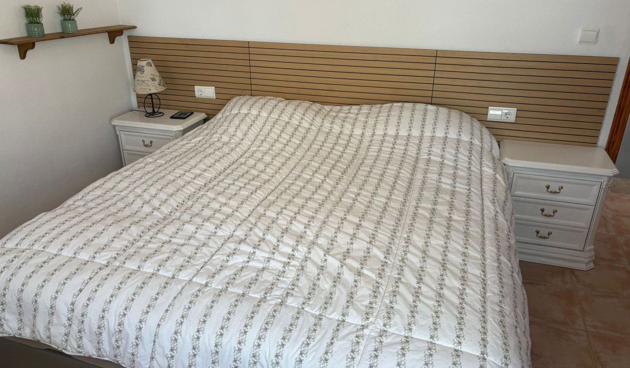 Resale - Town House - Algorfa