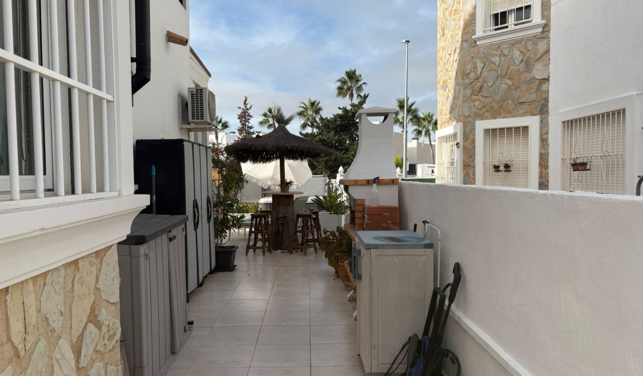 Resale - Town House - Algorfa