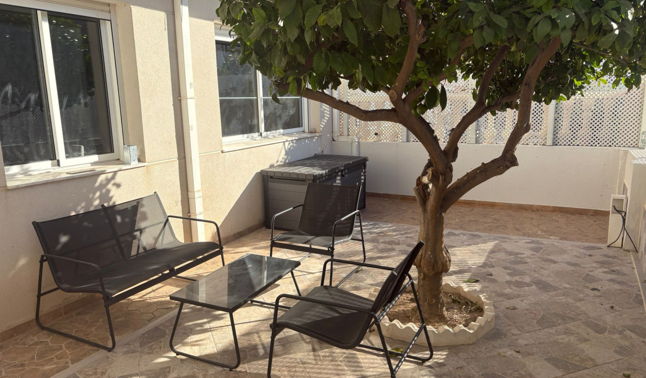 Resale - Town House - Algorfa