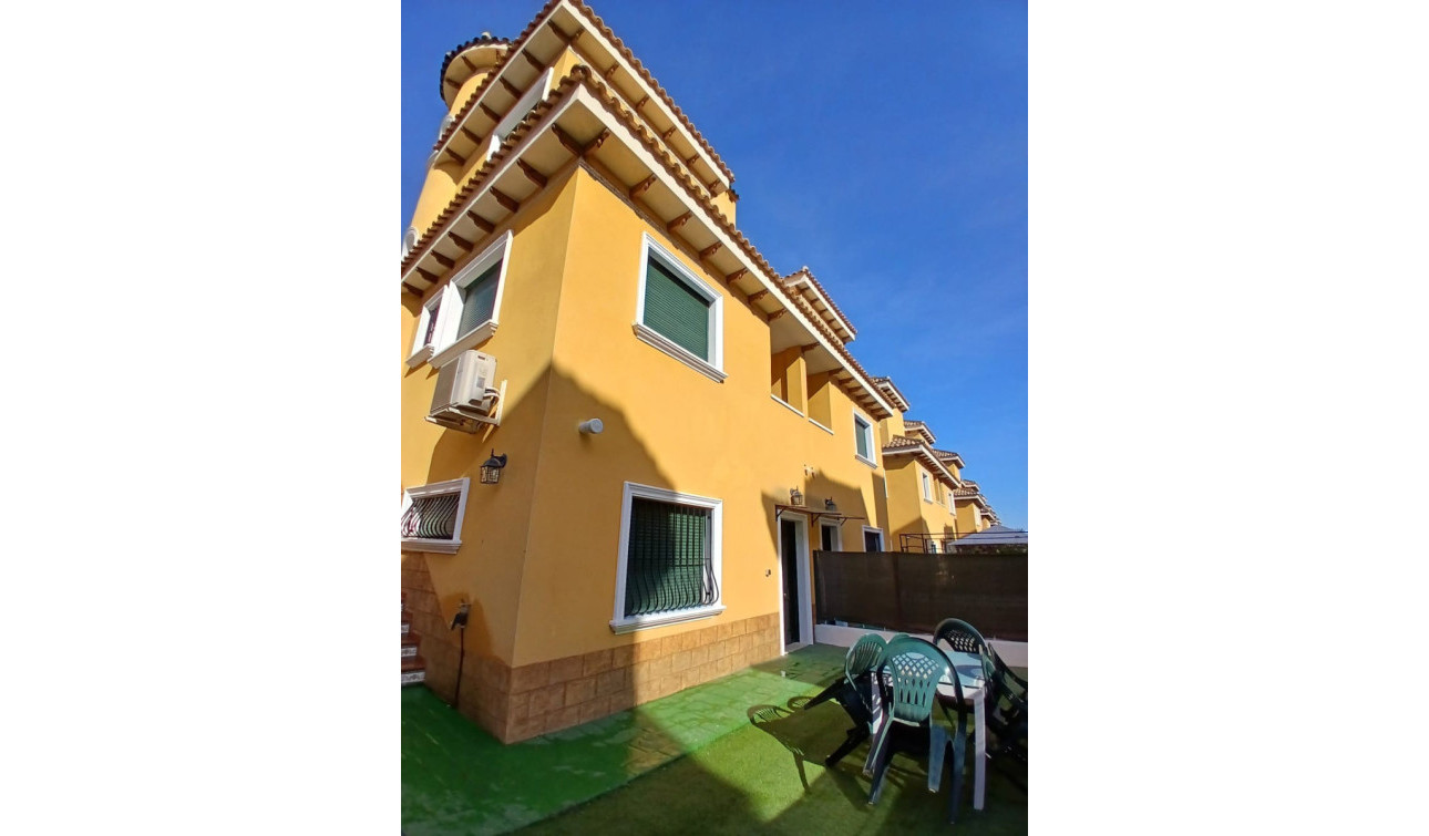 Resale - Town House - Ciudad Quesada