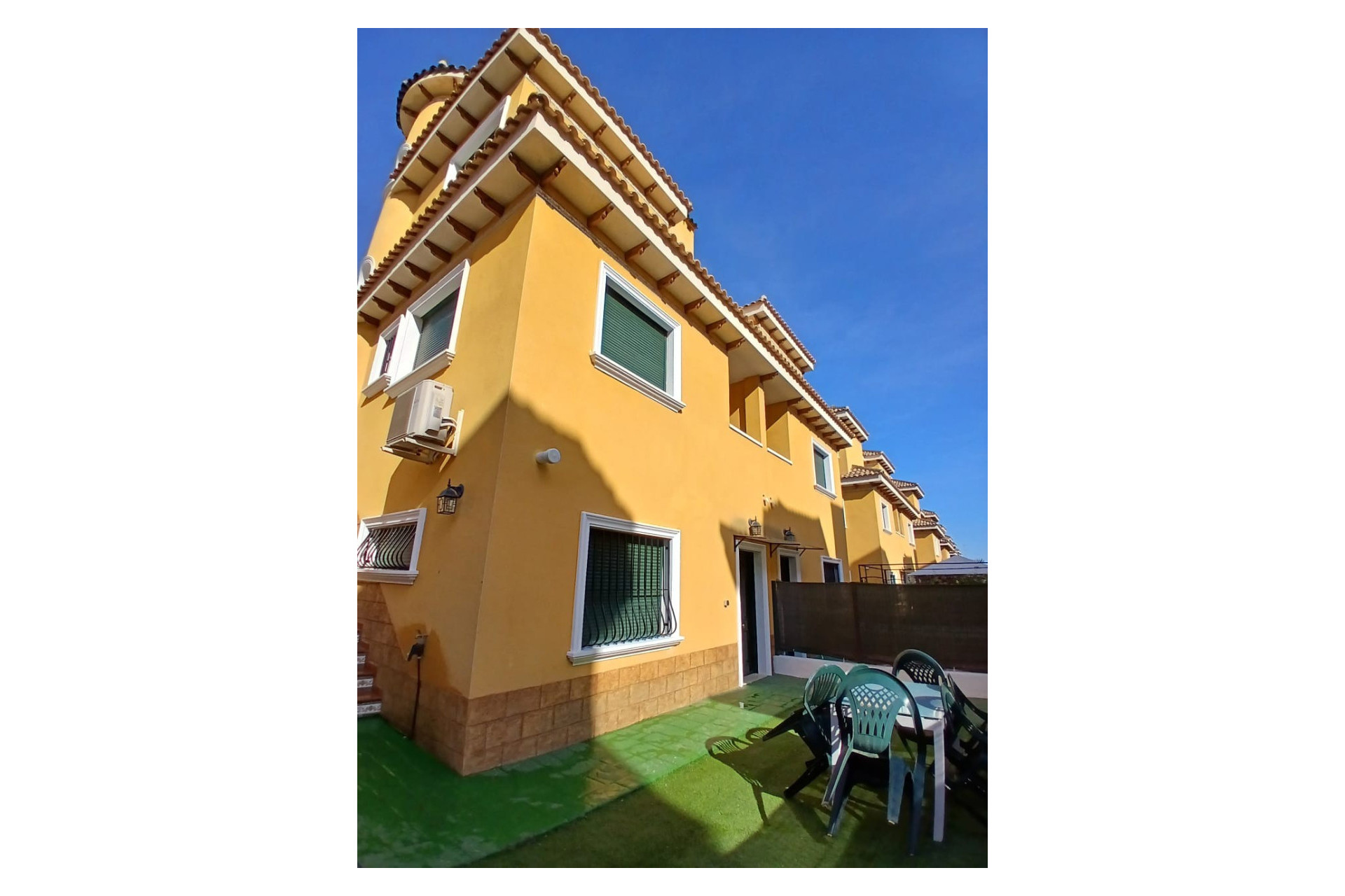 Resale - Town House - Ciudad Quesada