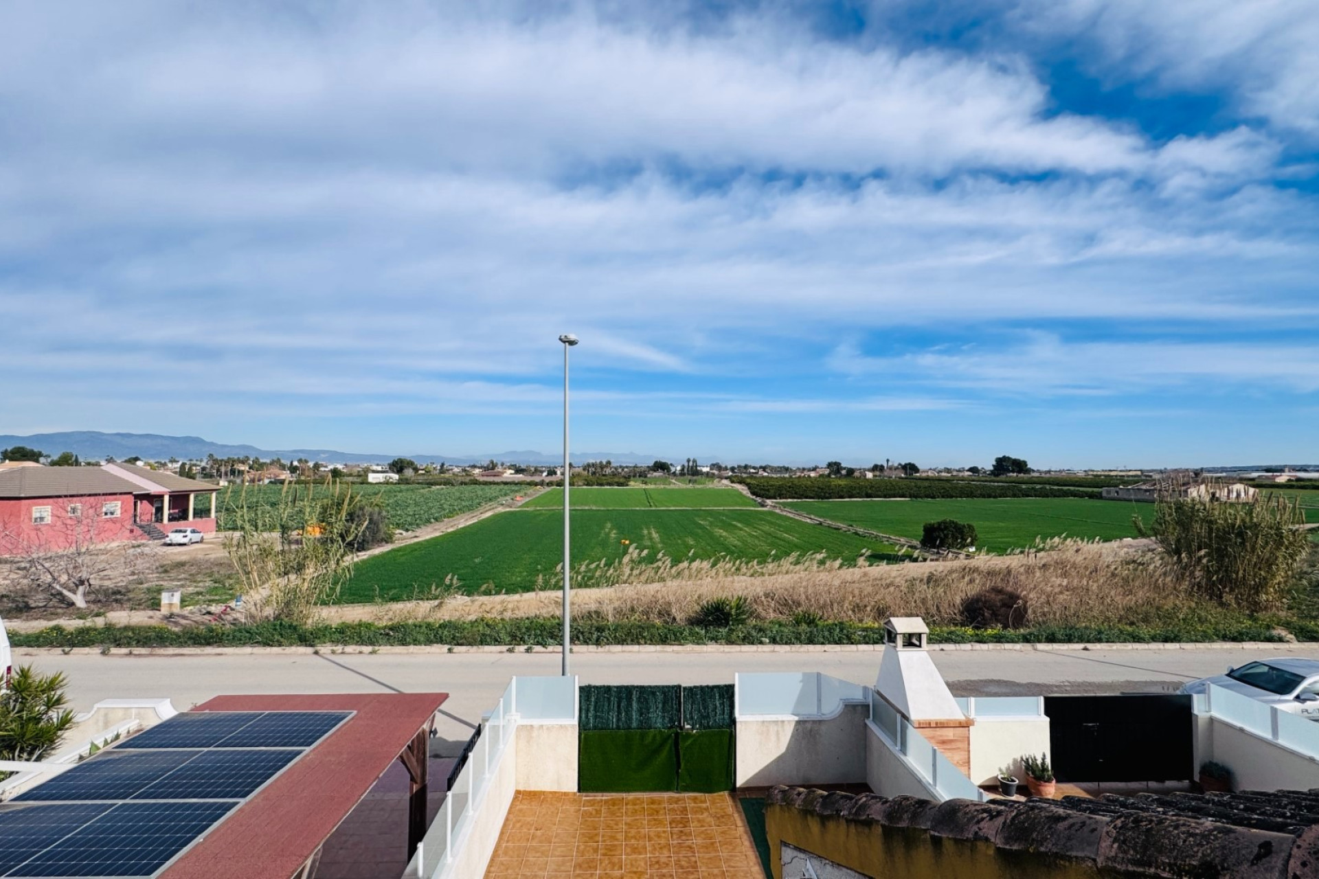 Resale - Town House - Daya Nueva