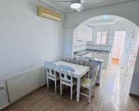 Resale - Town House - Daya Nueva