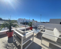 Resale - Town House - Daya Vieja