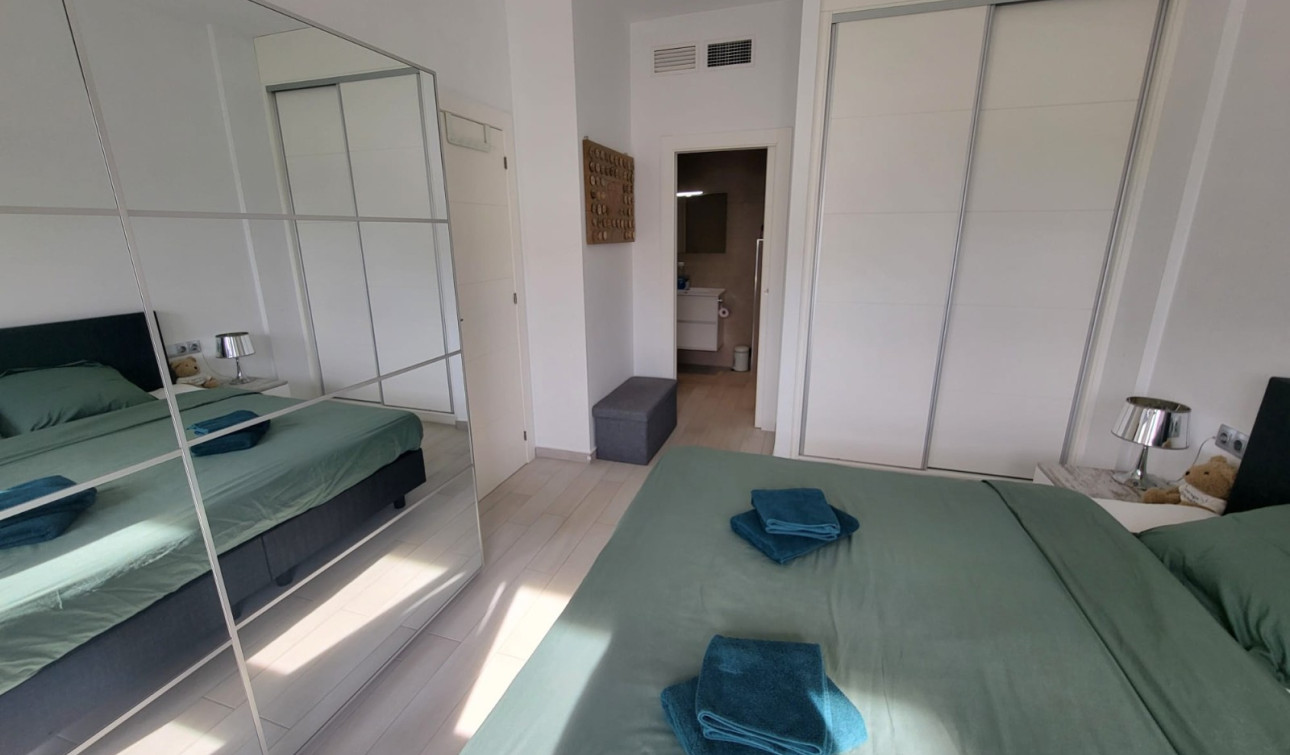 Resale - Town House - Daya Vieja