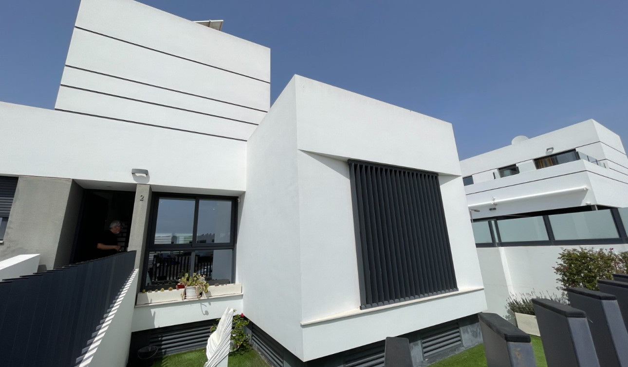 Resale - Town House - Dolores - Alicante