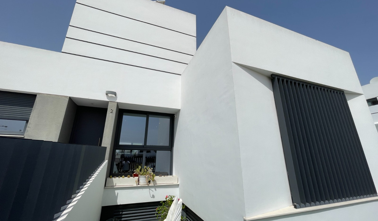 Resale - Town House - Dolores - Alicante