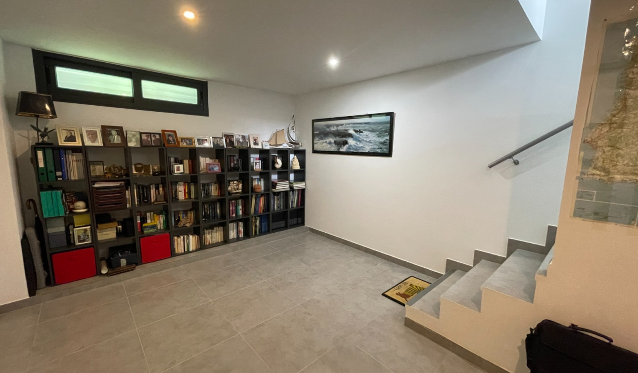 Resale - Town House - Dolores - Alicante