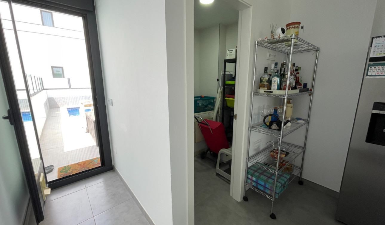 Resale - Town House - Dolores - Alicante