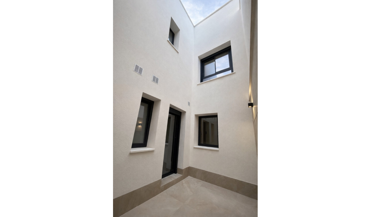 Resale - Town House - Dolores - Pueblo