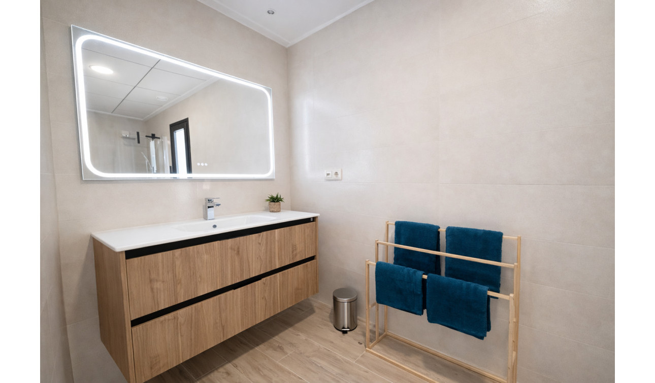 Resale - Town House - Dolores - Pueblo