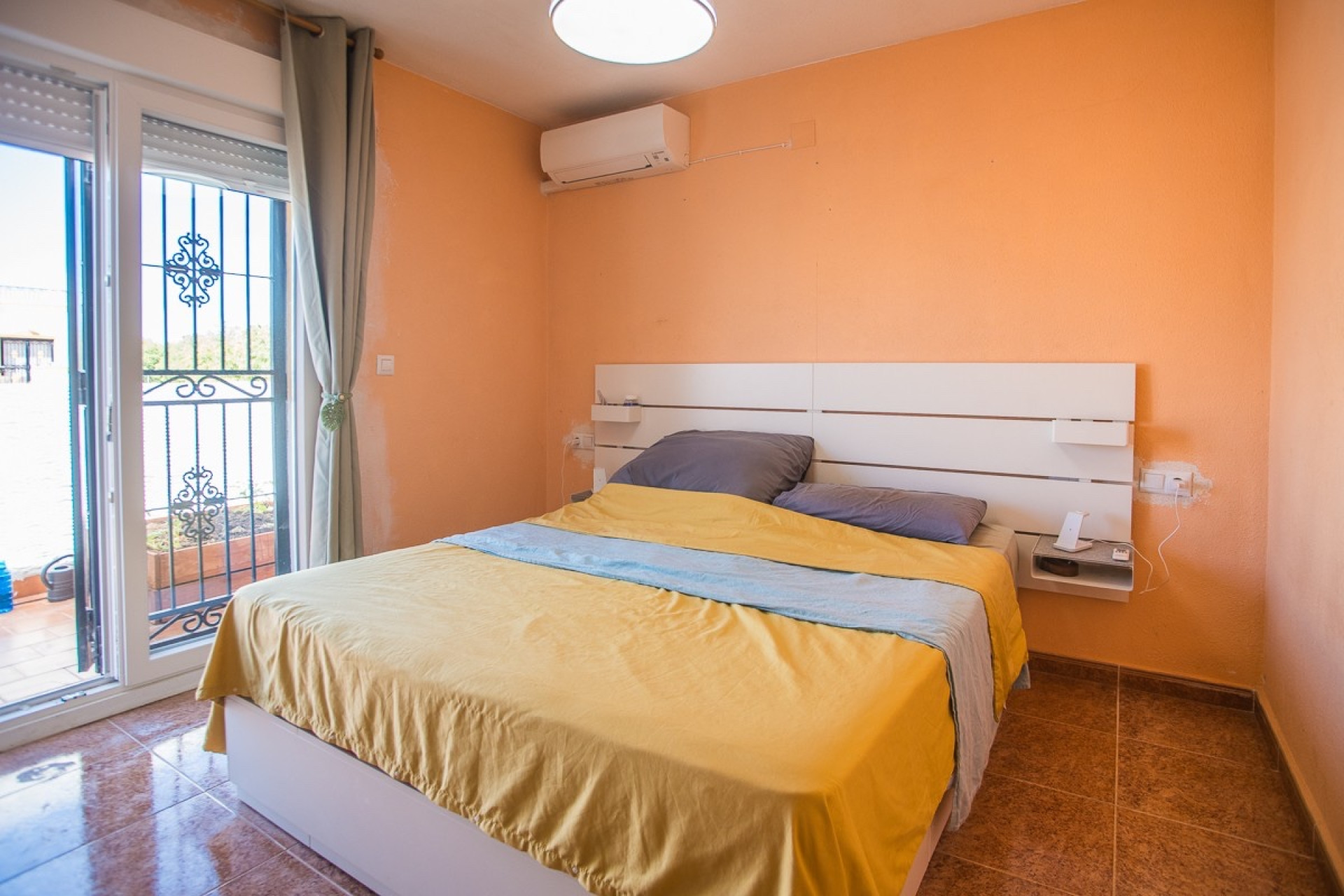 Resale - Town House - Entre Naranjos