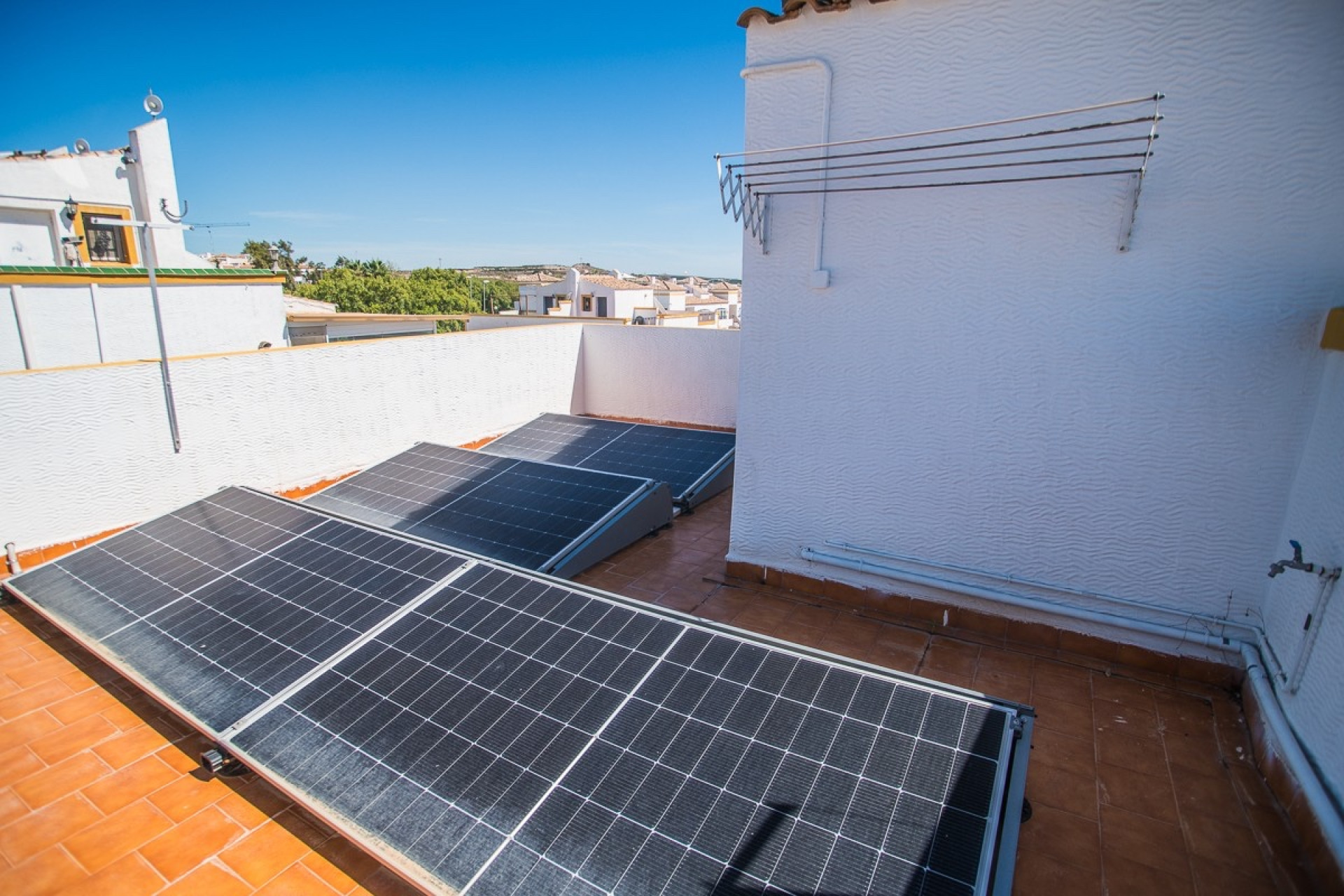 Resale - Town House - Entre Naranjos
