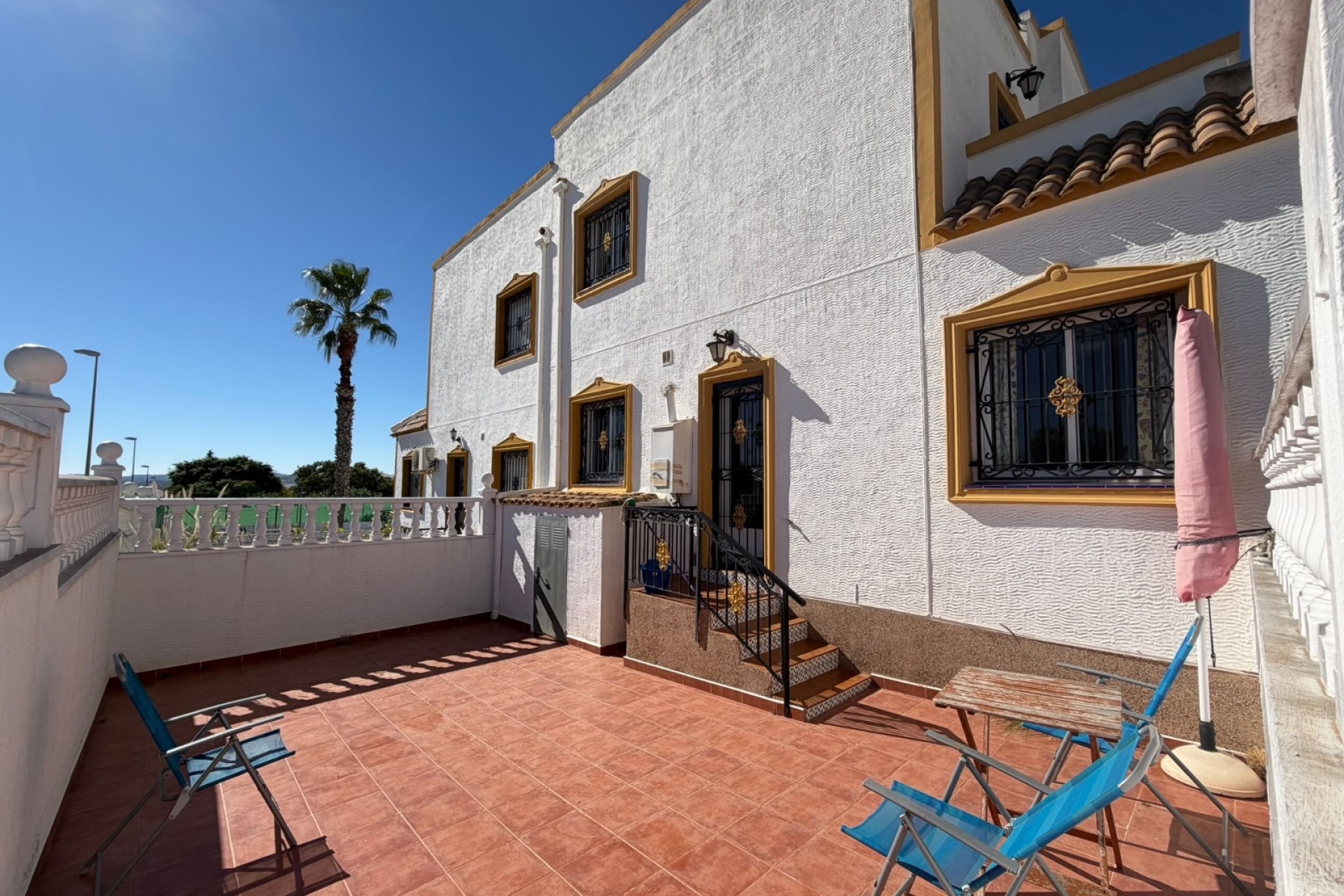 Resale - Town House - Entre Naranjos