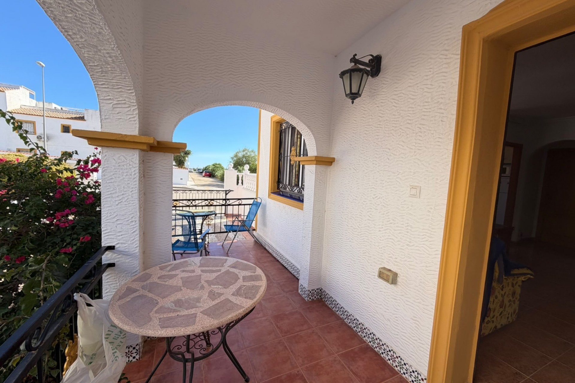 Resale - Town House - Entre Naranjos