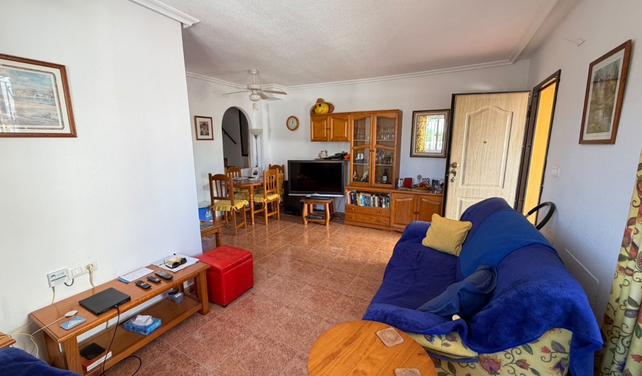 Resale - Town House - Entre Naranjos