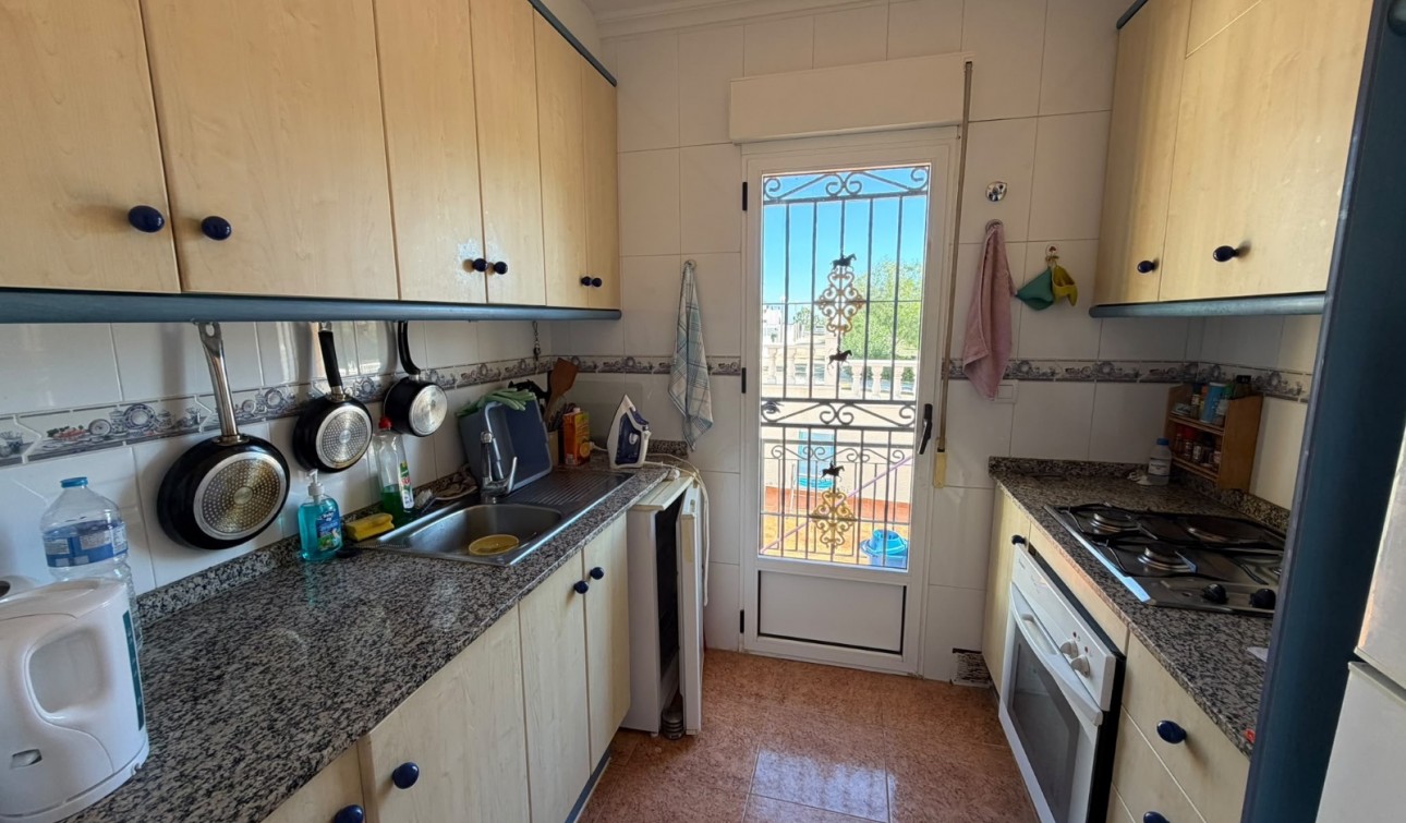 Resale - Town House - Entre Naranjos